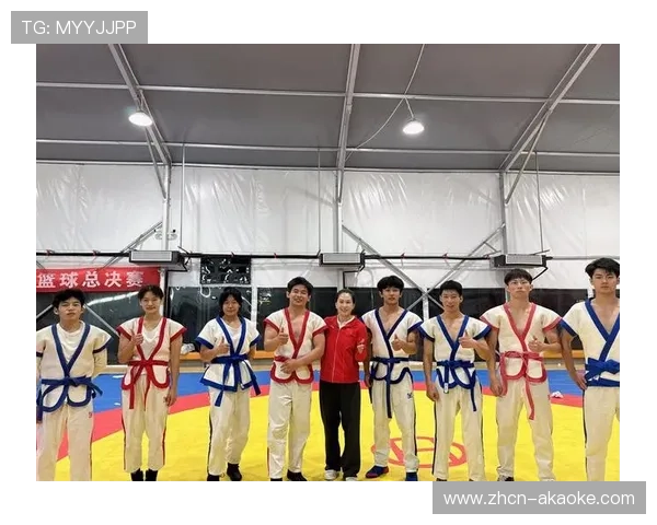 全国中国式摔跤冠军赛前五名荣获奖牌证书彰显拼搏精神